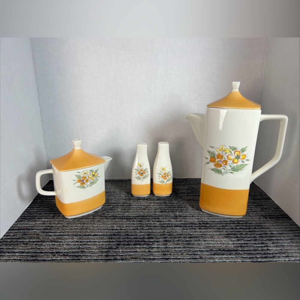 Vintage Hand Painted Fire-Stone Ware Underglazed Grand Bahama Japan 4907